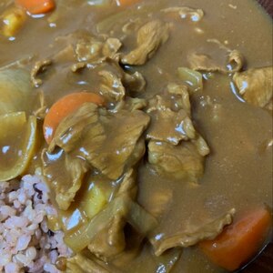 炊飯器で✧*牛すじカレー